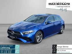 Metalliclack spektralblau Gebraucht 2024 Mercedes A200 AMG Limousine | 34.800 € (Fairer Preis)