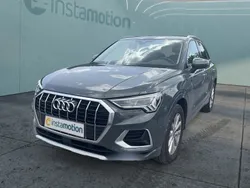 Grau Gebraucht 2021 Audi Q3 Advanced SUV | 33.645 € (Guter Preis)