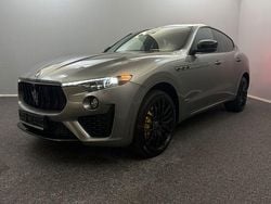 Grau Gebraucht 2020 Maserati Levante SUV | 45.999 € (Superpreis)