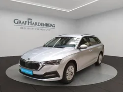 Silber Gebraucht 2021 Skoda Octavia Ambition Kombi | 17.530 € (Fairer Preis)