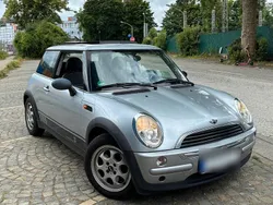Grau Gebraucht 2002 Mini Cooper Kleinwagen | 799 € (Teuer)