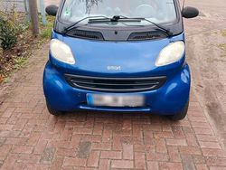 Blau Gebraucht 2001 Smart ForTwo Coupé Kleinwagen | 950 €