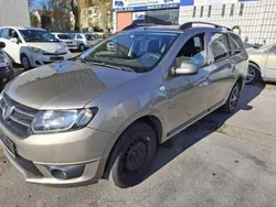 Gold Gebraucht 2013 Dacia Logan Lauréate Limousine | 3.500 €