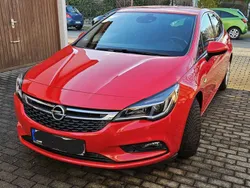 Rot Gebraucht 2015 Opel Astra Dynamic Limousine | 11.500 € (Fairer Preis)