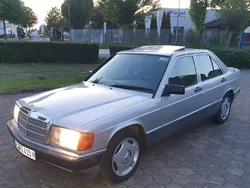 Silber Gebraucht 1992 Mercedes 190 Limousine | 9.700 €