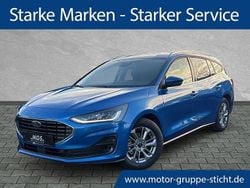 Desert island blue metallic Neu 2025 Ford Focus Titanium Limousine | 27.774 € (Guter Preis)