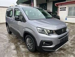 Grau Gebraucht 2023 Peugeot Rifter Allure Van / Kleinbus | 22.900 € (Superpreis)