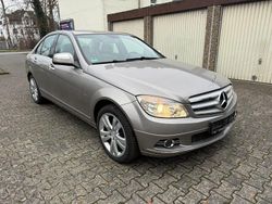 Grau Gebraucht 2007 Mercedes C200 Limousine | 8.900 €