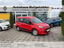 Rot Gebraucht 2017 Ford Tourneo Connect Van / Kleinbus | 12.990 € (Etwas zu teuer)