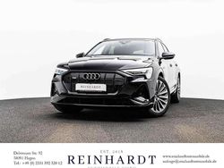 Mythosschwarz metallic Gebraucht 2022 Audi e-tron S-Line SUV | 36.310 € (Fairer Preis)