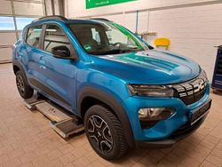 Blau Gebraucht 2023 Dacia Spring Kleinwagen | 12.997 € (Fairer Preis)