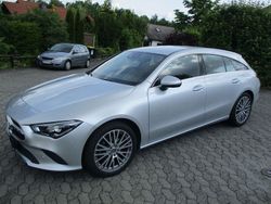 Silber Gebraucht 2021 Mercedes CLA200 Limousine | 15.999 €