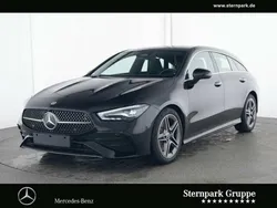Lack kosmosschwarz Gebraucht 2024 Mercedes CLA200 Shooting Brake Premium Kombi | 36.490 € (Etwas zu teuer)