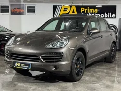 Braun Gebraucht 2011 Porsche Cayenne SUV | 23.999 € (Fairer Preis)