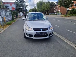 Silber Gebraucht 2007 Suzuki SX4 Club Limousine | 6.999 € (Etwas zu teuer)