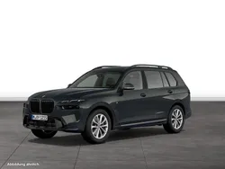 Grau Gebraucht 2024 BMW X7 SUV | 109.483 € (Teuer)