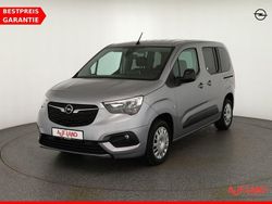 Grau Gebraucht 2022 Opel Combo Life Elegance Van / Kleinbus | 20.990 € (Etwas zu teuer)