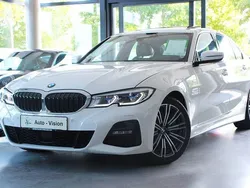 Weiß Gebraucht 2021 BMW 330 M Sport Limousine | 37.900 € (Fairer Preis)