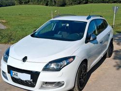 Weiß Gebraucht 2013 Renault Mégane GrandTour GT Kombi | 5.999 €