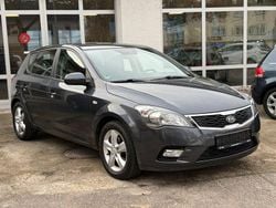 Grau Gebraucht 2012 Kia Ceed Edition 7 Kleinwagen | 5.999 € (Guter Preis)