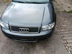 Grau Gebraucht 2004 Audi A4 Kombi | 1.200 € (Guter Preis)