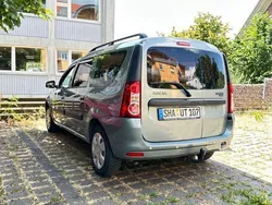 Grau Gebraucht 2010 Dacia Logan Limousine | 4.200 € (Fairer Preis)