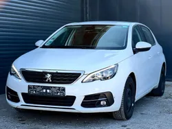 Weiß Gebraucht 2021 Peugeot 308 Active Limousine | 13.990 € (Superpreis)