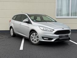 Silber Gebraucht 2018 Ford Focus Business Edition Kombi | 7.980 € (Etwas zu teuer)