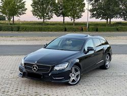 Schwarz Gebraucht 2012 Mercedes CLS350 Shooting Brake Kombi | 11.500 € (Fairer Preis)