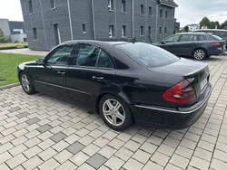 Schwarz Gebraucht 2003 Mercedes E220 Avantgarde Limousine | 2.800 € (Fairer Preis)