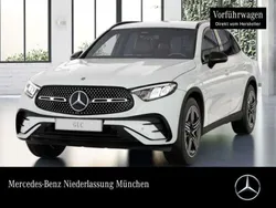 Polarweiß Gebraucht 2025 Mercedes GLC200 AMG SUV | 57.500 € (Fairer Preis)