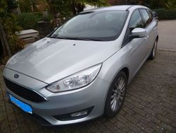 Silber Gebraucht 2016 Ford Focus Business Edition Kombi | 7.800 € (Fairer Preis)