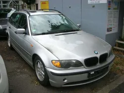 Titansilber metallic Gebraucht 2005 BMW 316 Kombi | 799 € (Superpreis)