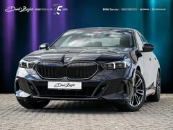 Saphirschwarz metallic Gebraucht 2024 BMW 520 M Sport Limousine | 53.990 € (Superpreis)