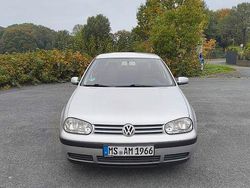 Gebraucht 2001 VW Golf Limousine | 1.800 € (Guter Preis)