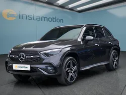 Grau Gebraucht 2023 Mercedes GLC300e SUV | 62.449 € (Teuer)