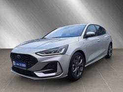 Silber metallic Gebraucht 2024 Ford Focus ST-Line | 27.770 € (Fairer Preis)