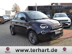 Onyx schwarz) (schwarz Gebraucht 2021 Fiat 500e Icon Kleinwagen | 18.990 € (Fairer Preis)