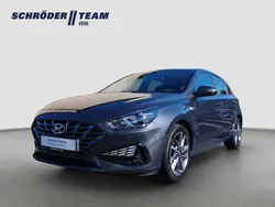 Dark knight Gebraucht 2023 Hyundai i30 Trend Limousine | 15.880 € (Fairer Preis)