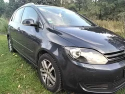 Blau Gebraucht 2010 VW Golf Plus Cross Van / Kleinbus | 7.298 € (Etwas zu teuer)