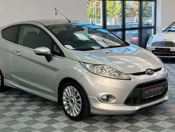 Silber Gebraucht 2009 Ford Fiesta Titanium Kleinwagen | 5.777 € (Teuer)