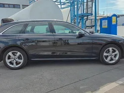 Schwarz Gebraucht 2021 Audi A4 Advanced Kombi | 24.999 € (Fairer Preis)