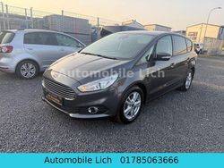 Grau Gebraucht 2017 Ford S-MAX Business Edition Van / Kleinbus | 11.699 € (Guter Preis)