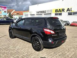 Schwarz Gebraucht 2012 Nissan Qashqai +2 SUV | 5.700 € (Fairer Preis)