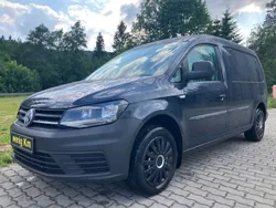 Blau Gebraucht 2017 VW Caddy Maxi Van / Kleinbus | 19.990 € (Etwas zu teuer)