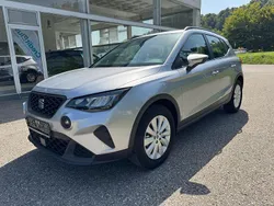 "urban" silber Gebraucht 2024 Seat Arona Style SUV | 20.079 € (Guter Preis)