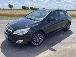 Schwarz Gebraucht 2011 Opel Astra Edition Kleinwagen | 3.000 € (Guter Preis)