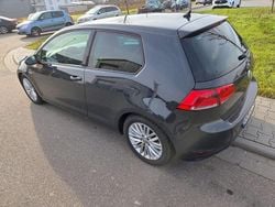 Grau Gebraucht 2014 VW Golf Comfortline Limousine | 8.600 € (Fairer Preis)