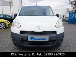 Gebraucht 2015 Peugeot Partner Comfort Van / Kleinbus | 6.980 € (Etwas zu teuer)