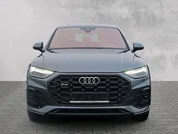 Grau Gebraucht 2025 Audi SQ5 Sportback Ambiente SUV | 44.900 € (Superpreis)